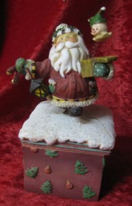 C2337 Trinket Box Wobble Santa
