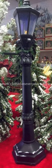 C105 Lamp Post Resin 45cm High - Click Image to Close