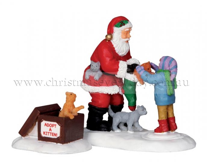 22045 Lemax Santa with Kittens 2012 - Click Image to Close