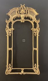APR104 French Ornate Mirror / Picture Frame