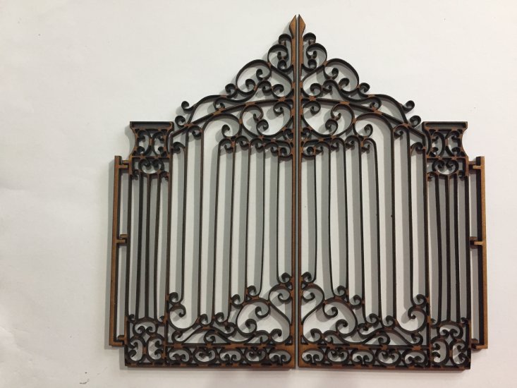LC Gate Versailles Style Pair - Click Image to Close