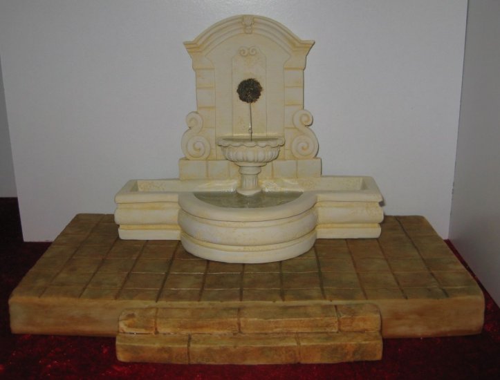 DFCA4262 Large Wall Fountain - Click Image to Close