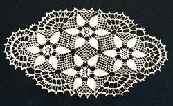 DSD117 Laser Cut Large Table Top Doily