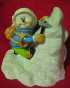 C3287 Snowman With Pick