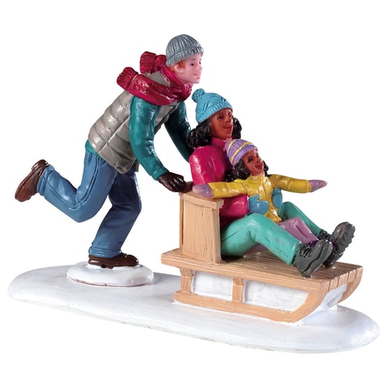 92755 Lemax Family Snow Day New For 2019 - Click Image to Close