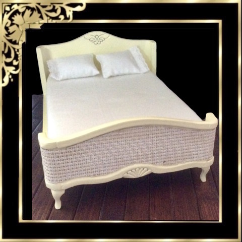 D5631 Bed Double French Style Cream - Click Image to Close