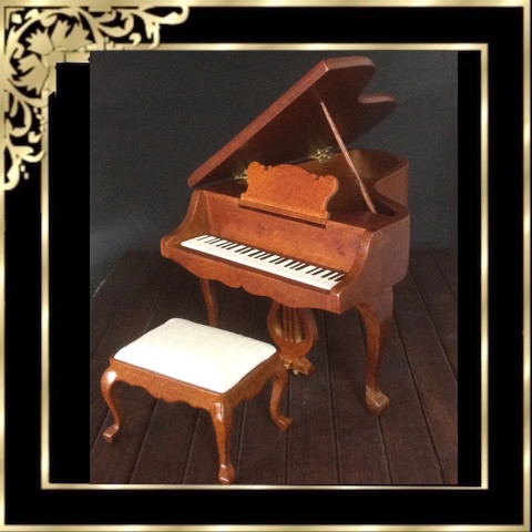 D88080 Grand Piano and Stool - Click Image to Close