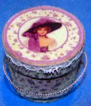 DF16 Hat Box Kit with Lady various images / colours - Click Image to Close