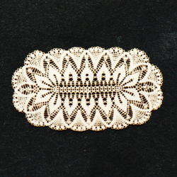 DSD108 Laser Cut Doily Oval - Click Image to Close