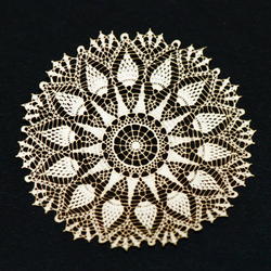 DSD83 Laser Cut Doily