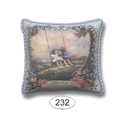DPIL232 Pillow Best Friends on swing - Click Image to Close